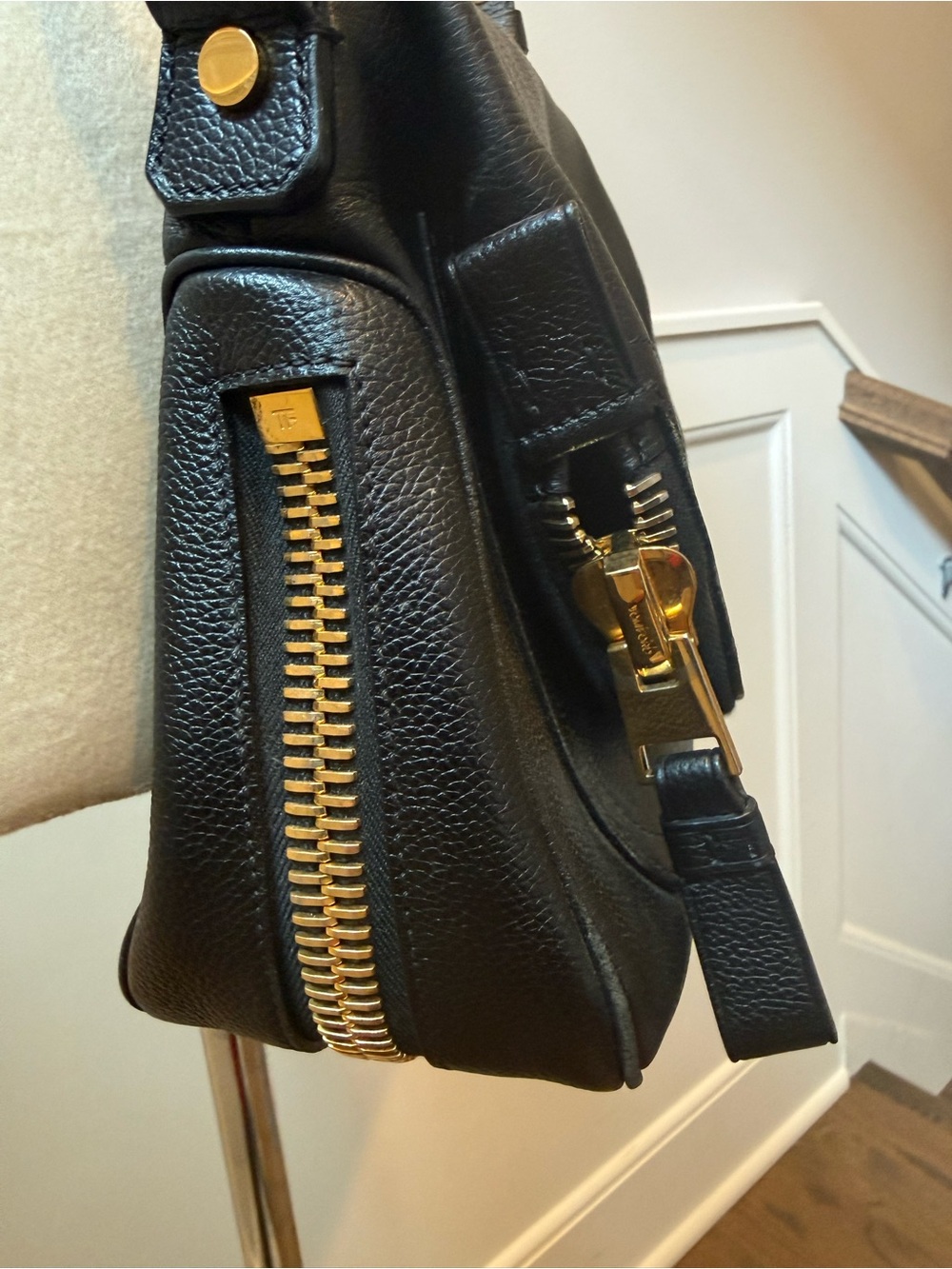 TOM FORD Grained Med Jennifer Crossbody Black Bag- amazing cond -100% auth - Picture 9 of 10